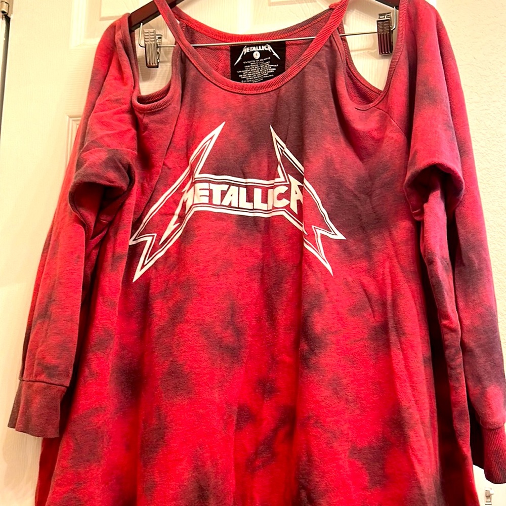 Torrid Metallica sweatshirt size 5